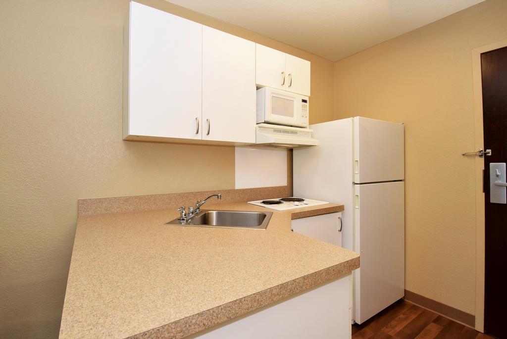 Extended Stay America Suites - Los Angeles - Ла Мирада Екстериор снимка